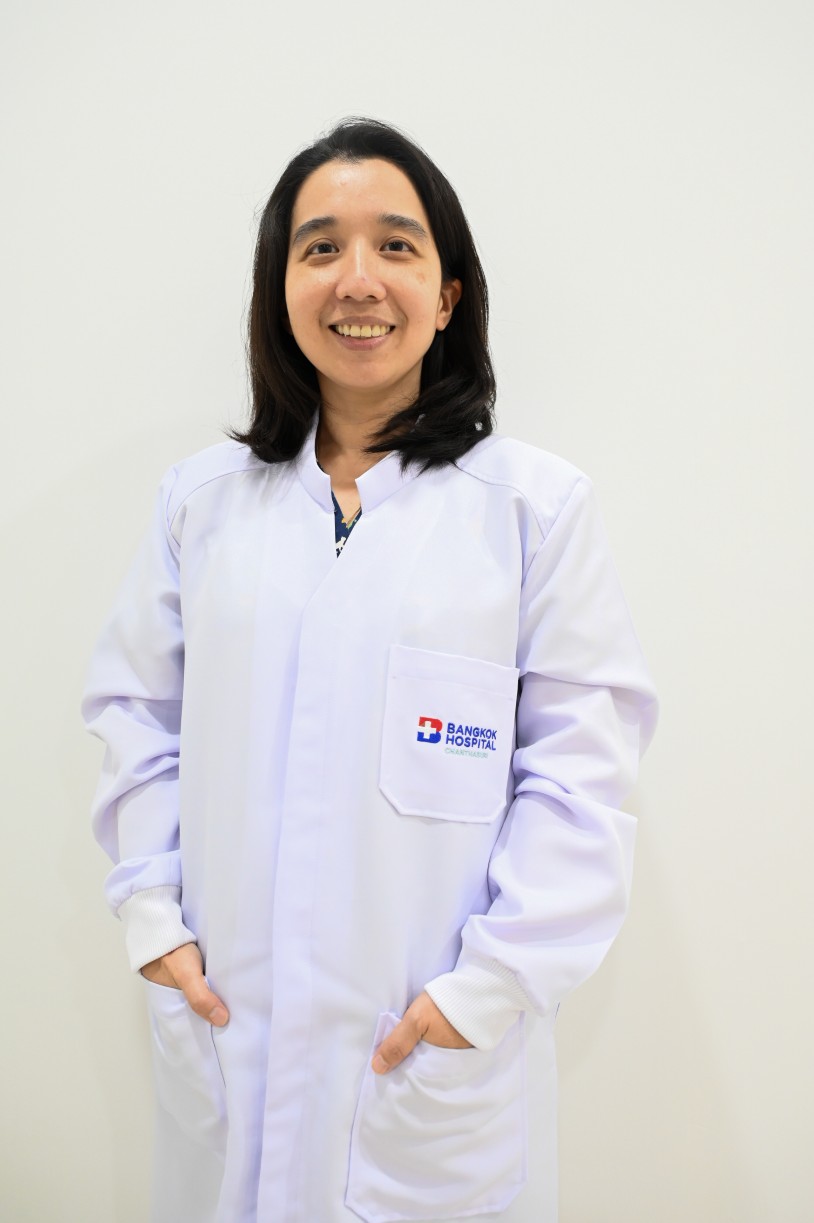 แพทย์หญิง วราพรรณ ตันพัฒน์อนันต์